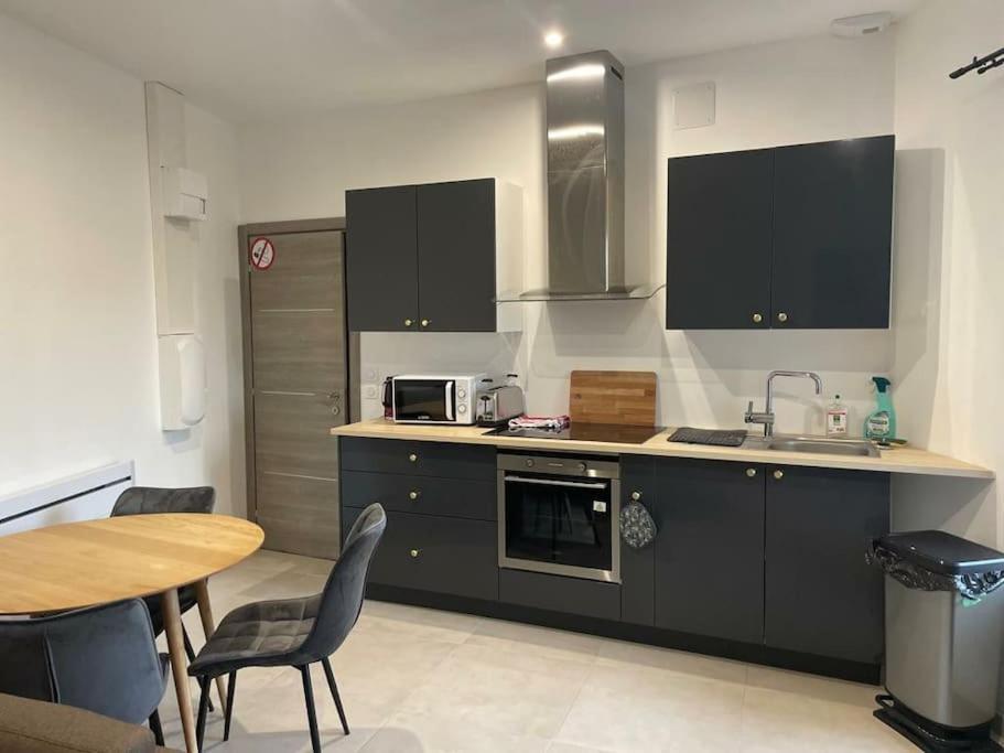 Appartement Confort Equipe Au Coeur De بزييه المظهر الخارجي الصورة