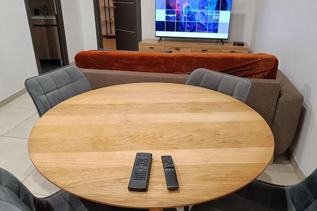 Appartement Confort Equipe Au Coeur De بزييه المظهر الخارجي الصورة